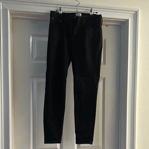 Women’s Black Jeans 9” High-Rise Toothpick
